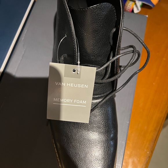 Brand van Heusen new  Mens shoe boot - Picture 3 of 4